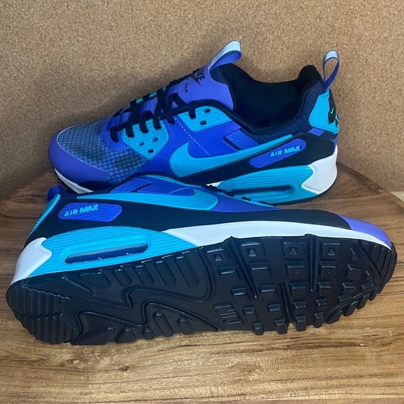 Nike
Air max 90
'DRIFT PERSIAN VIOLET'
NWOT
RARE🔥 - Picture 5 of 15